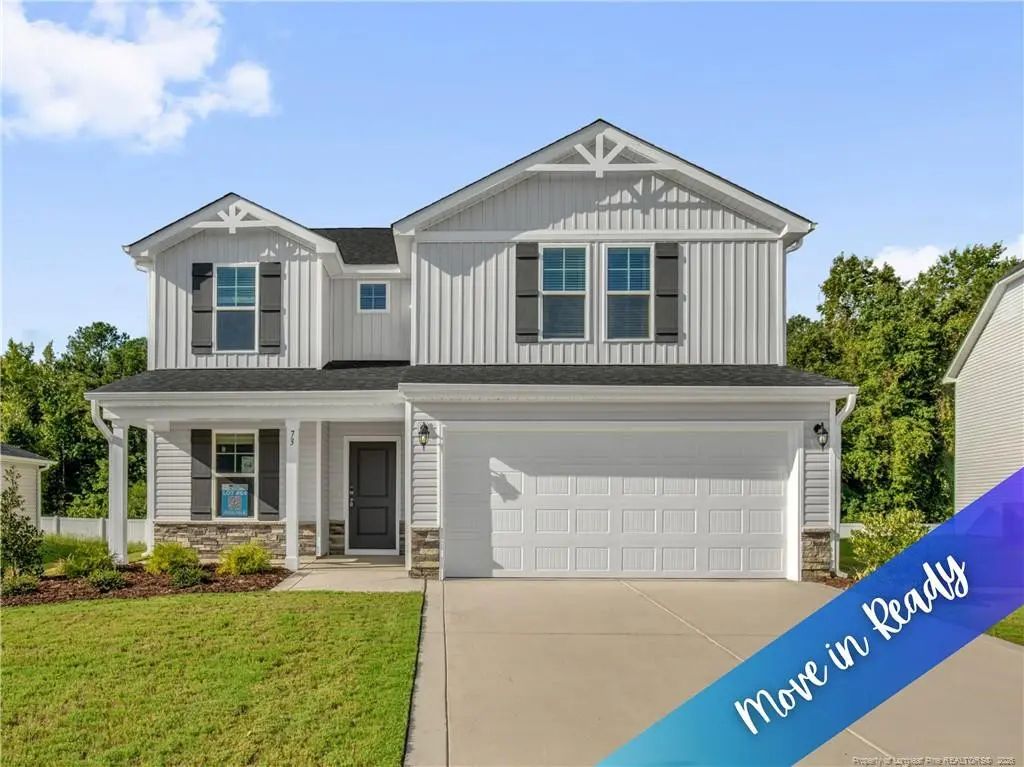 73 W Emily Gardens Drive, Selma