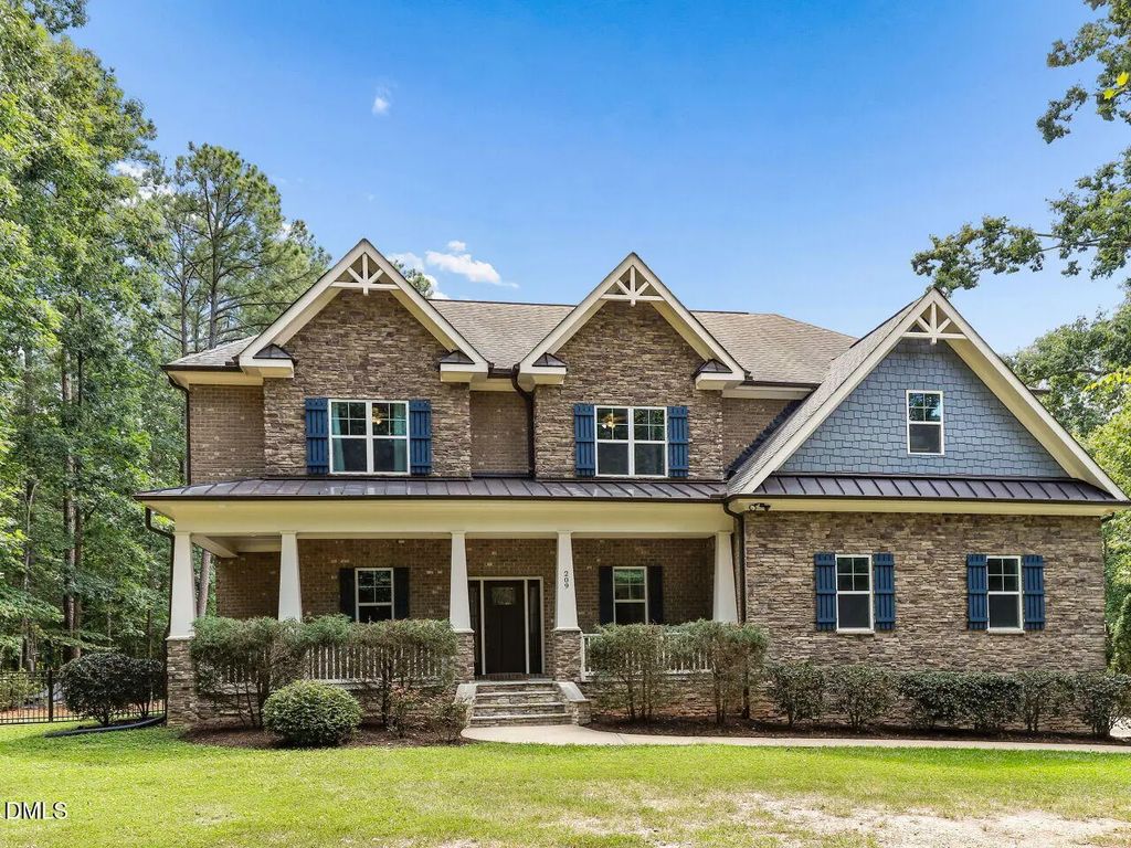 209 Porcino Lane, Holly Springs
