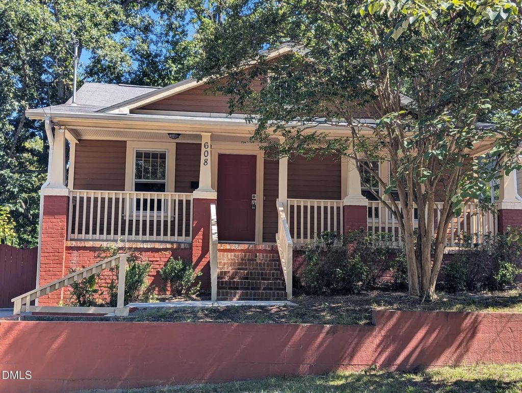 608 N Maple Street, Durham