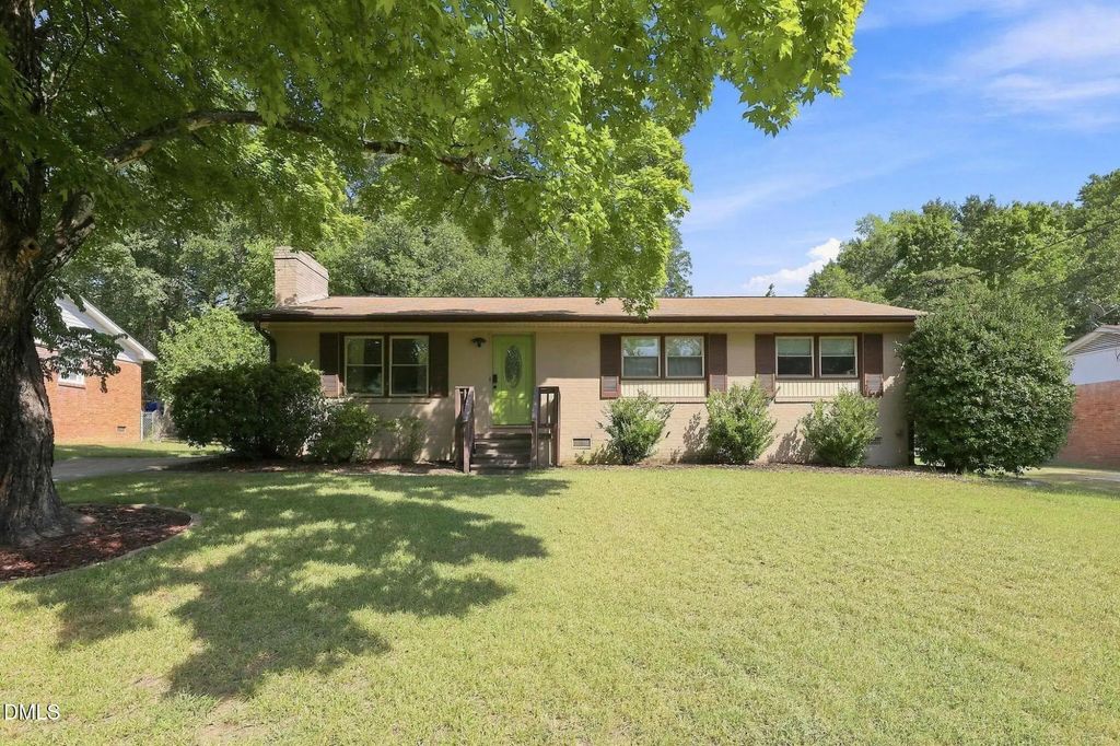 913 Greenwich Street, Raleigh