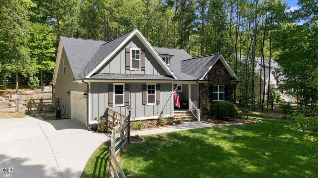 208 Tobacco Road, Pittsboro