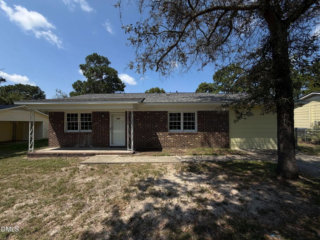 3632 Metric Drive, Hope Mills