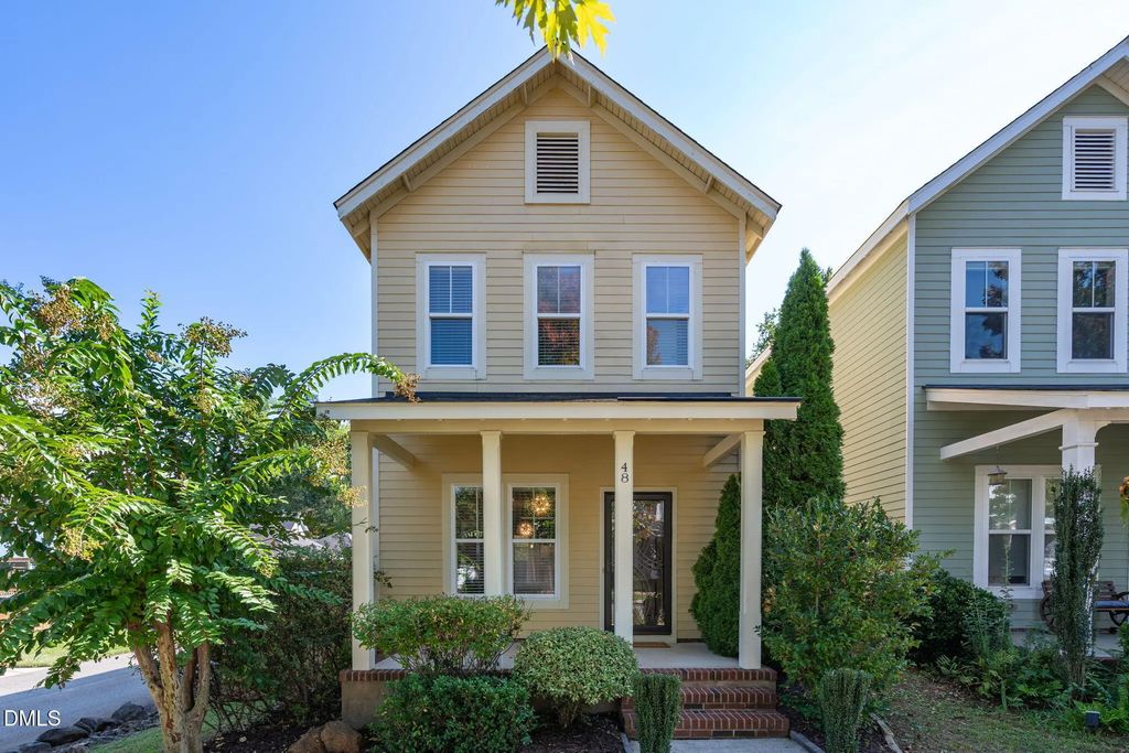 48 Danbury Court, Pittsboro