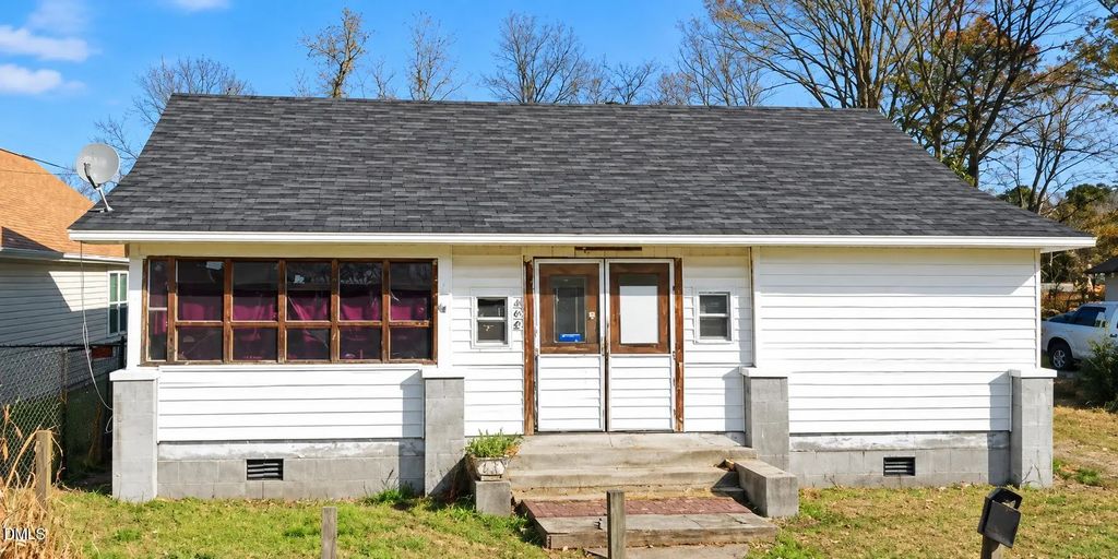 407 E Waddell Street, Selma