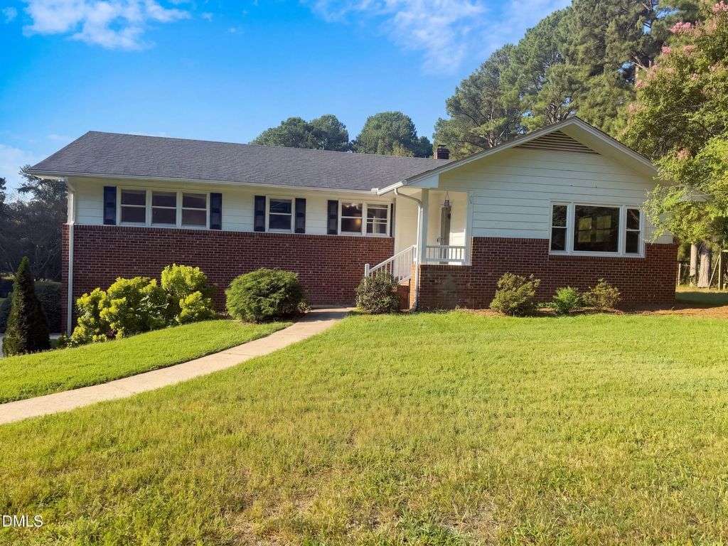 6909 Branton Drive, Cary