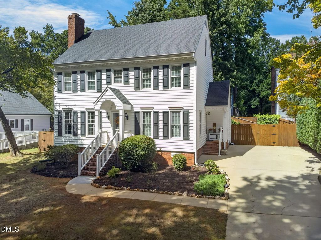 107 Canterfield Road, Cary