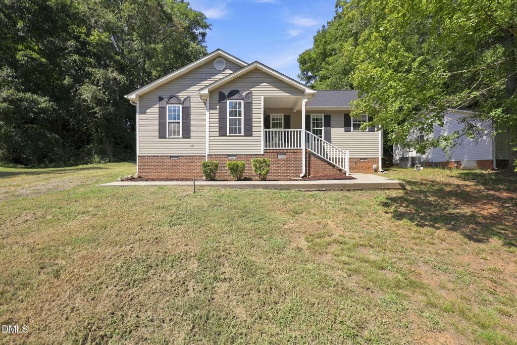615 N 4th Street, Mebane