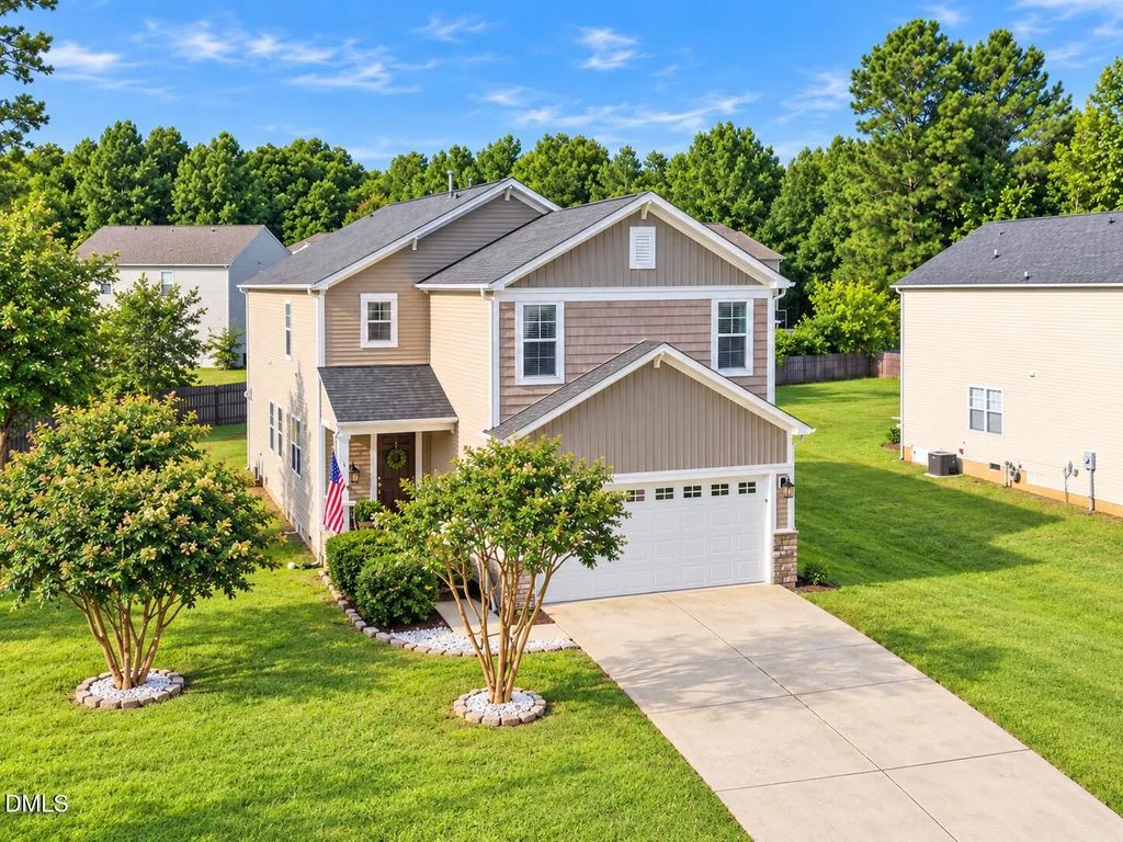 1202 Summerfield Lane E, Creedmoor