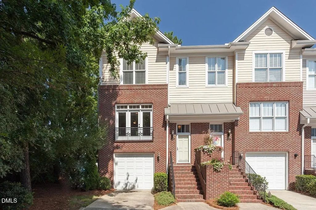 6101 Shandwick Court, Raleigh
