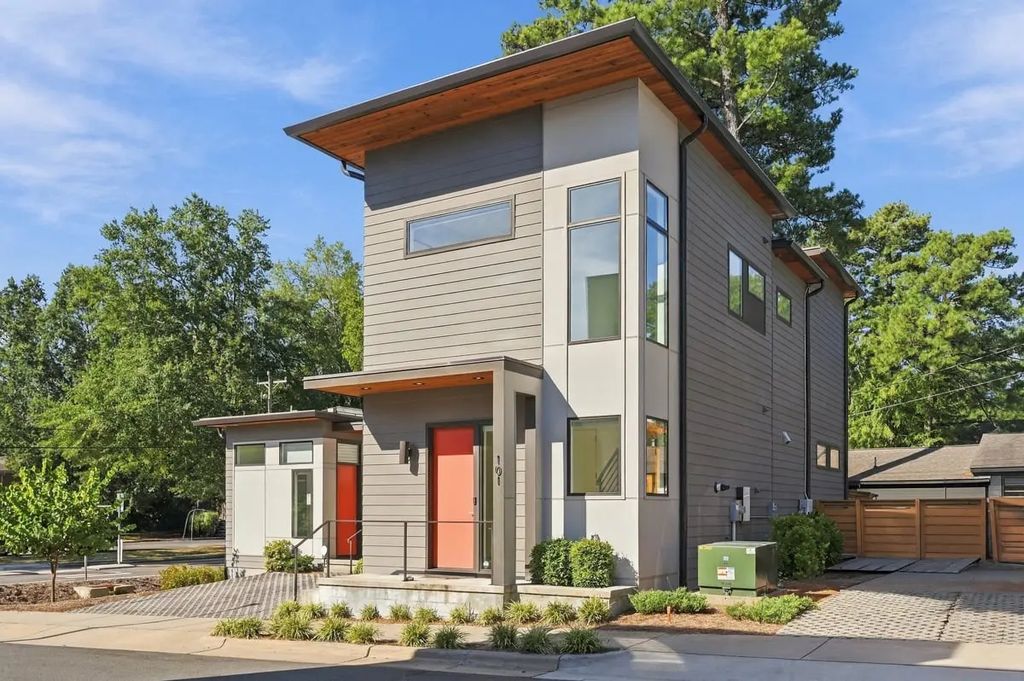 101 Inara Court, Carrboro
