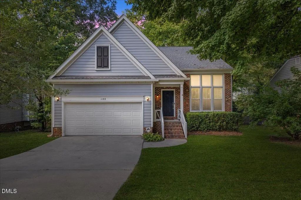 1103 Silvershire Way, Knightdale