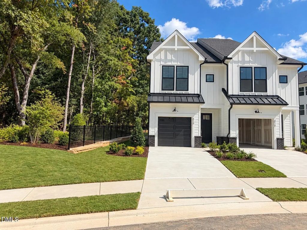 613 Cable Court, Apex