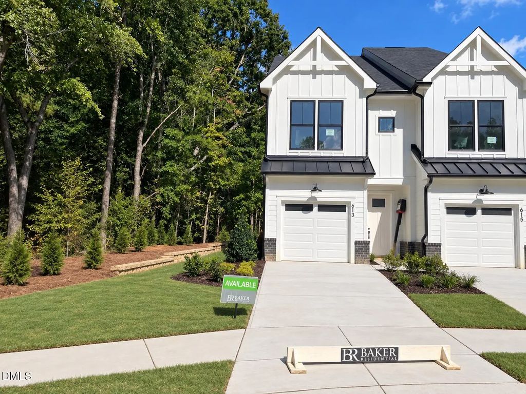 613 Cable Court, Apex