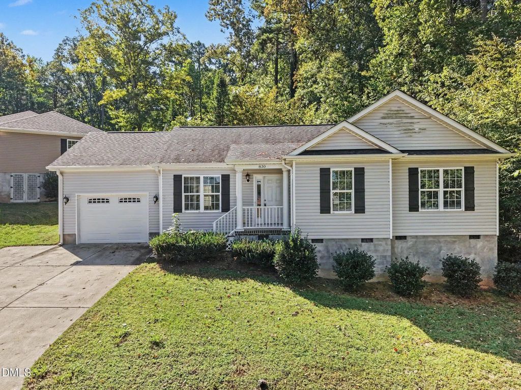830 Eagles Nest Drive, Sanford