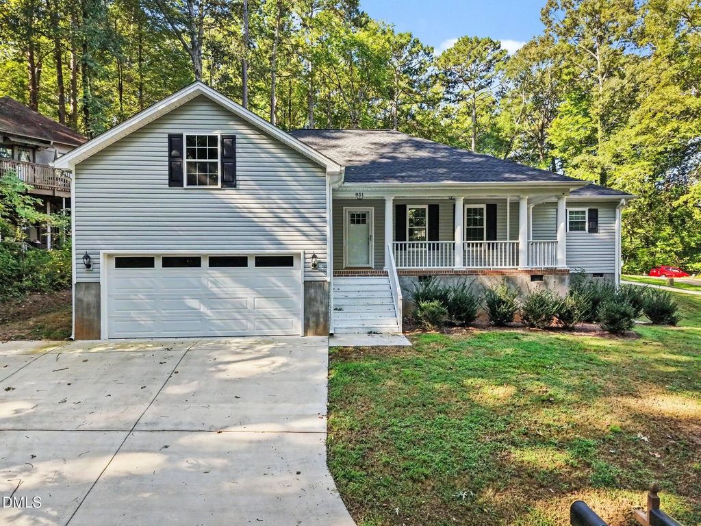 851 Eagles Nest Drive, Sanford