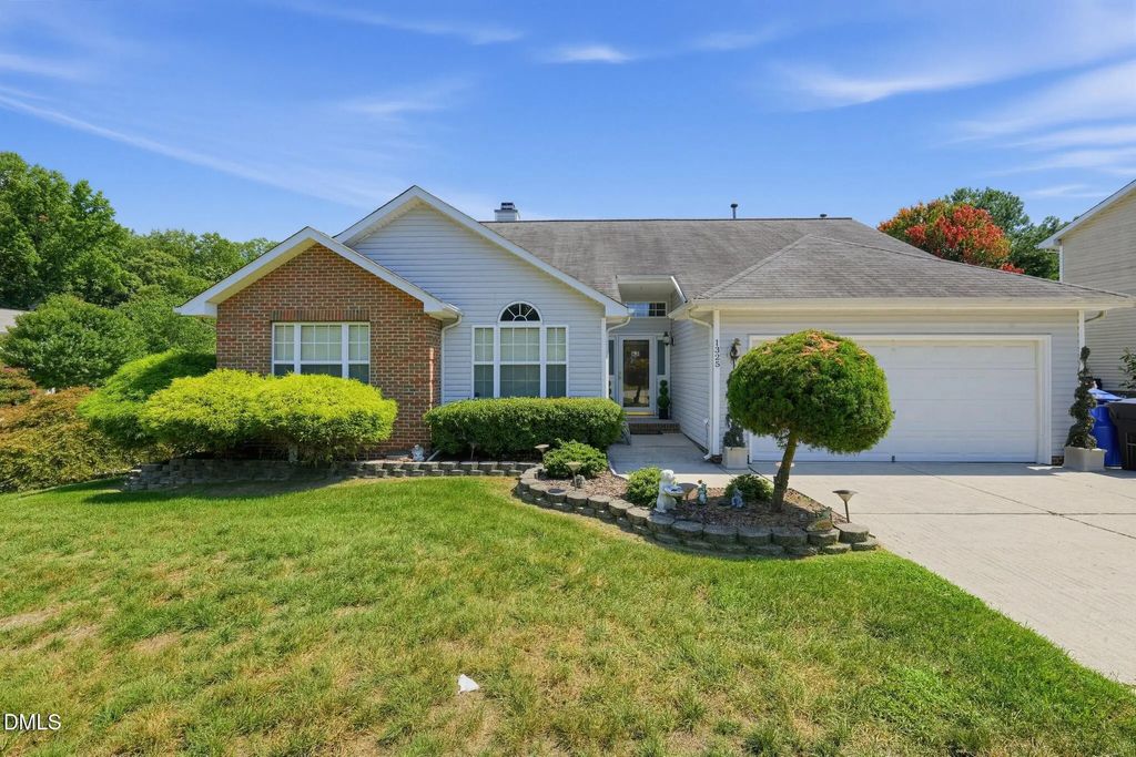 1325 Kendallwood Drive, Kernersville