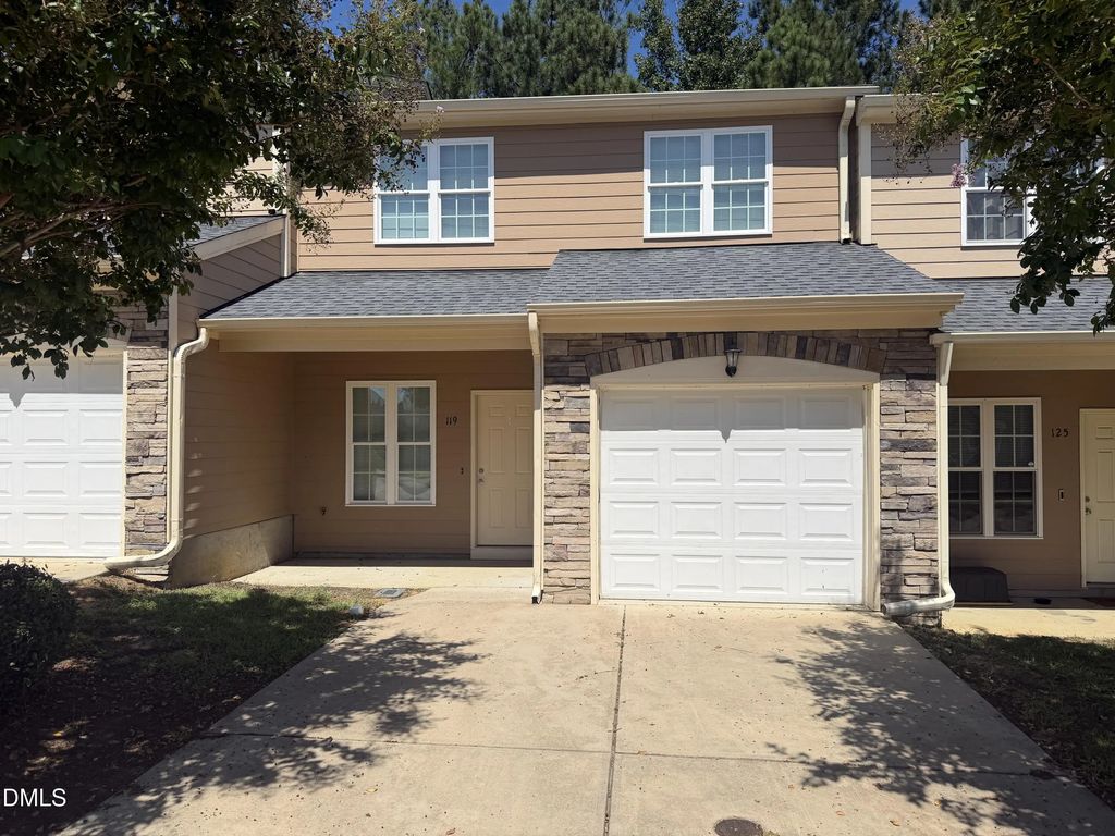 119 Beechleaf Court, Clayton