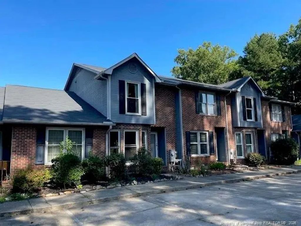 312 Ayrshire Court, Fayetteville