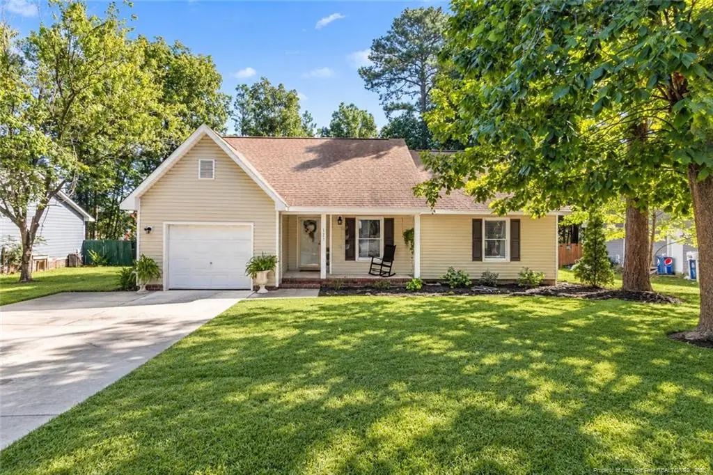 725 Sunnycrest Drive, Fayetteville