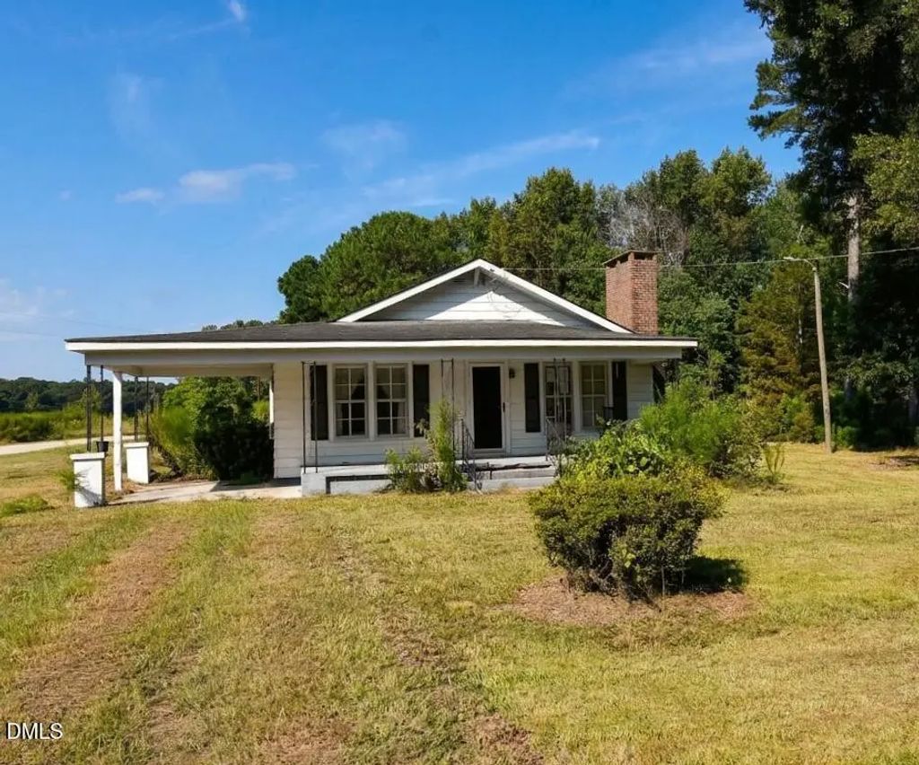211 Paul Hare Road, Goldsboro