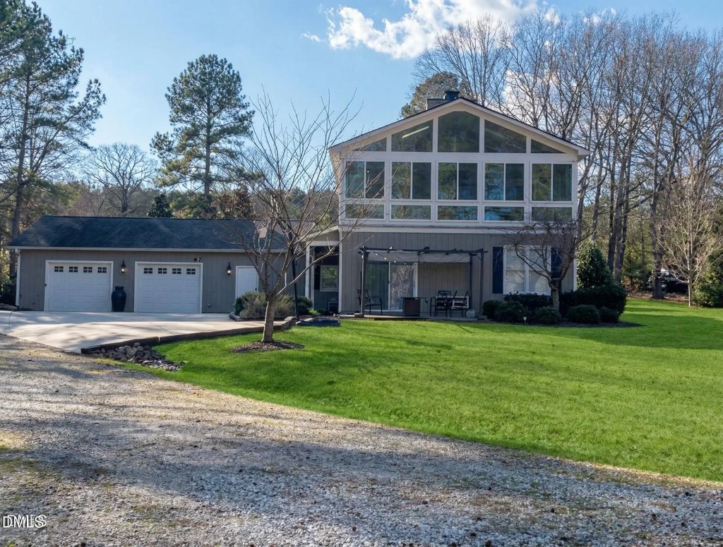301 Pebble Hill Lane, Henderson