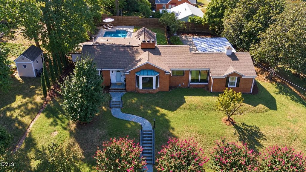 1517 Edgevale Road, Durham