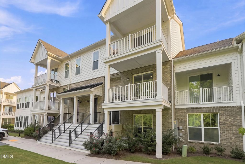 11549 Helmond Way 107, Raleigh
