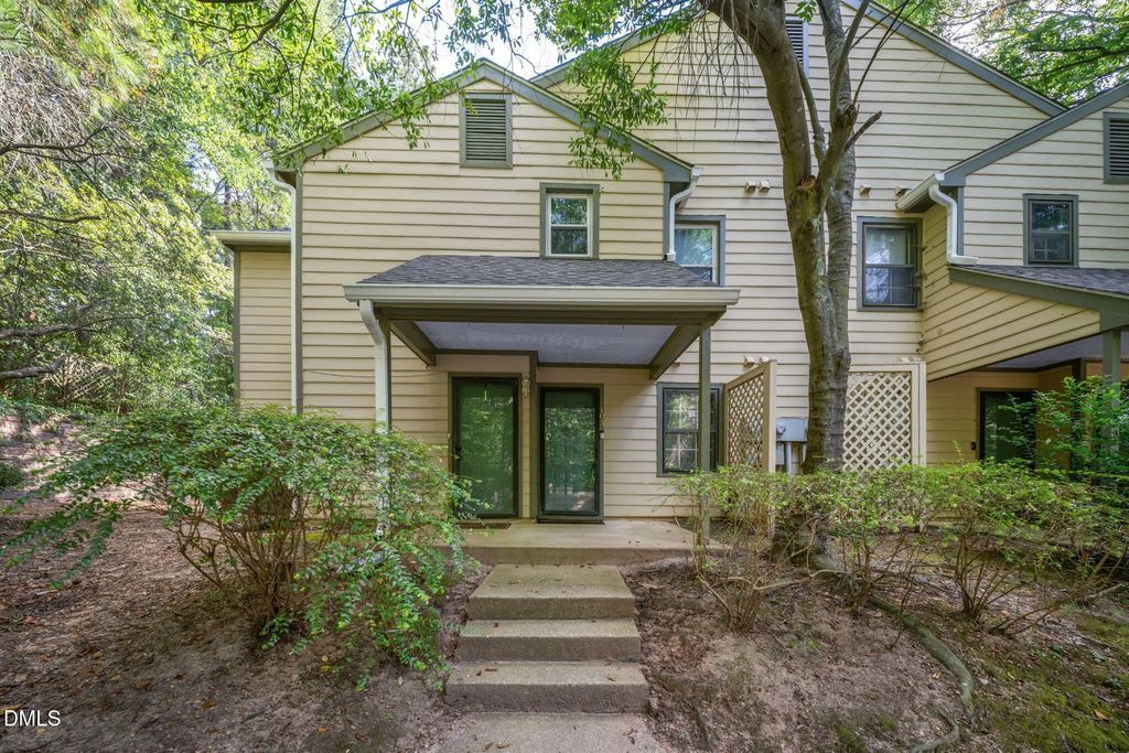 103 Autumn Chase Drive, Raleigh