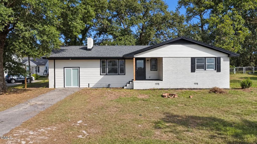 3937 Nc 42 Highway, Raleigh