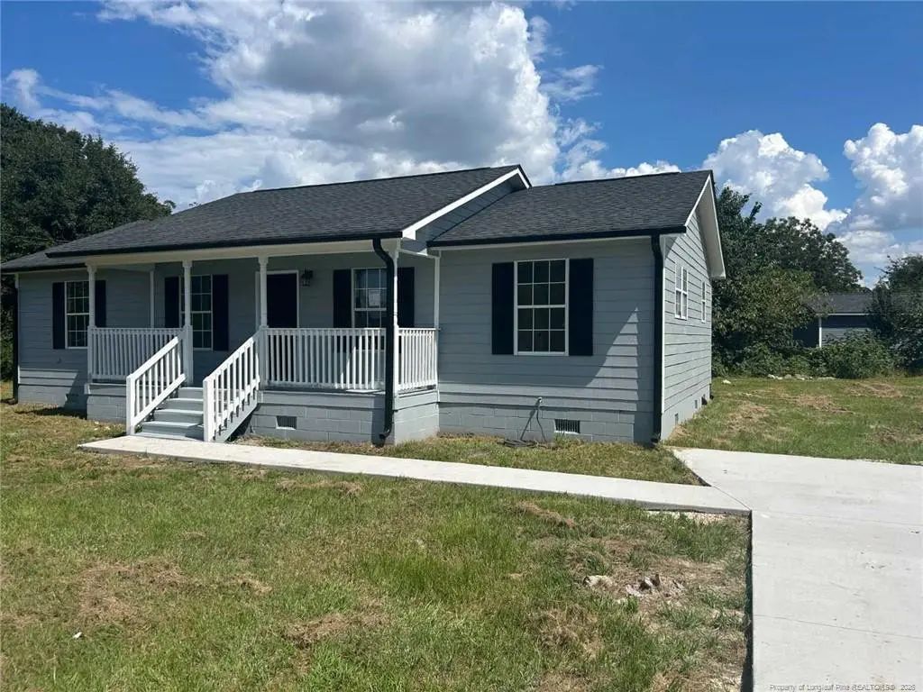 1435 Strickland Bridge Road, Fayetteville