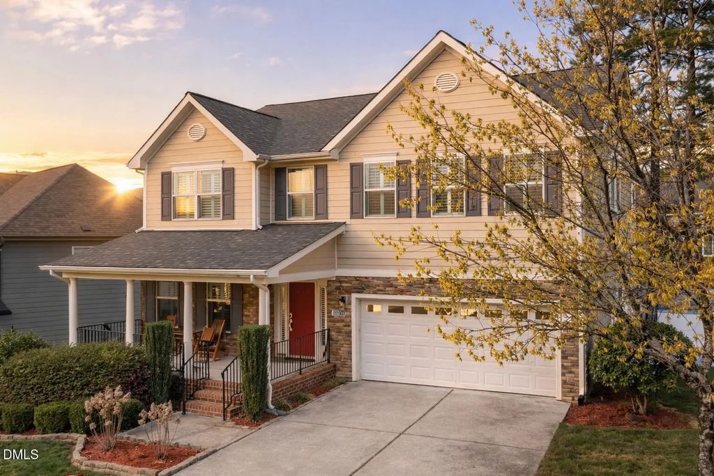 1004 Manderleigh Drive, Knightdale