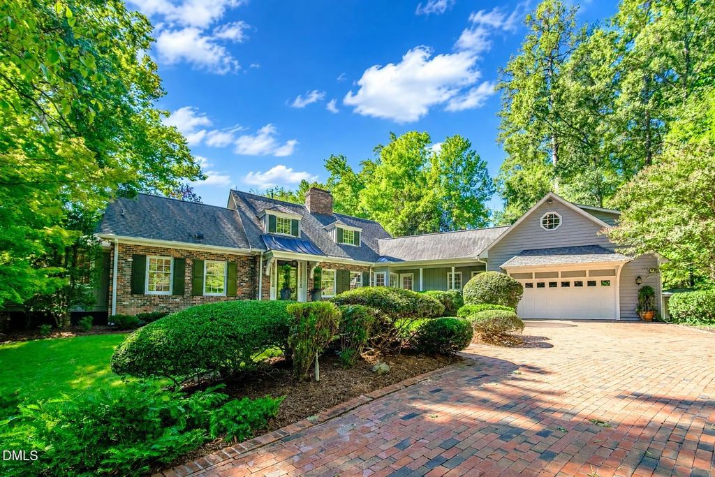 2140 N Lakeshore Drive, Chapel Hill