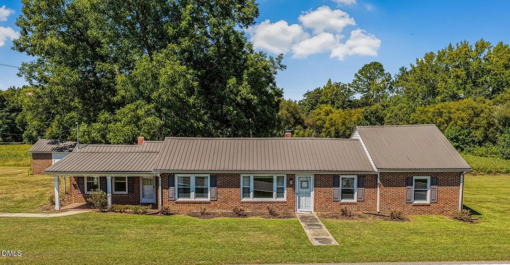 3835 Us 301 N, Dunn