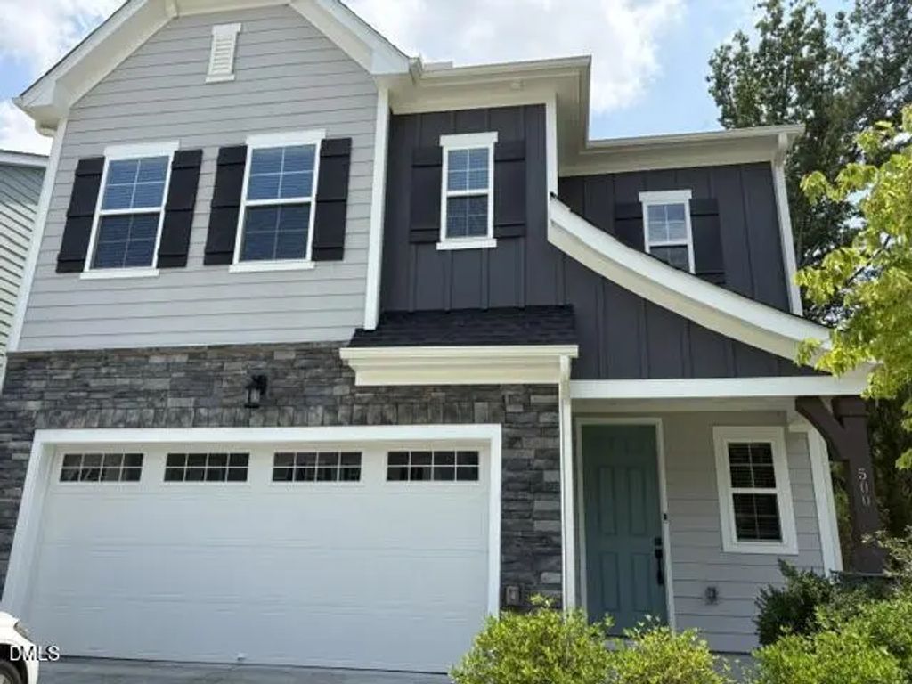 500 Flip Trail, Cary
