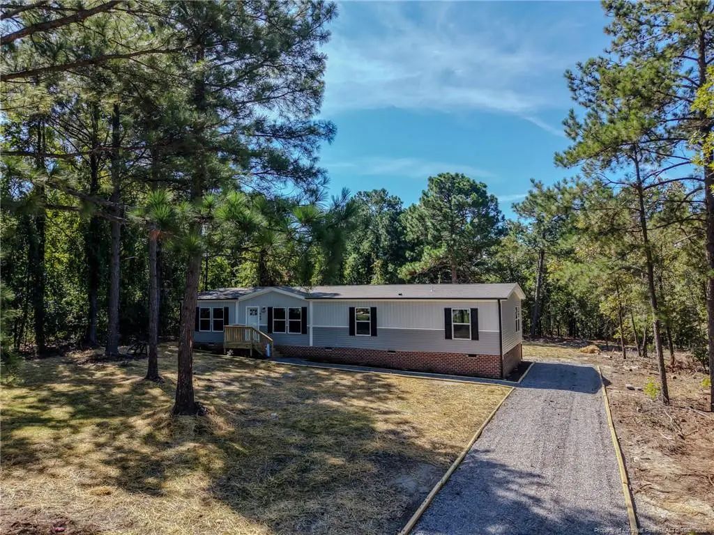 948 Pine Oak, Cameron