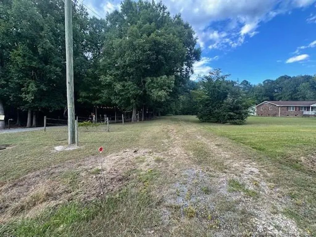 3705 Linden Road, Linden