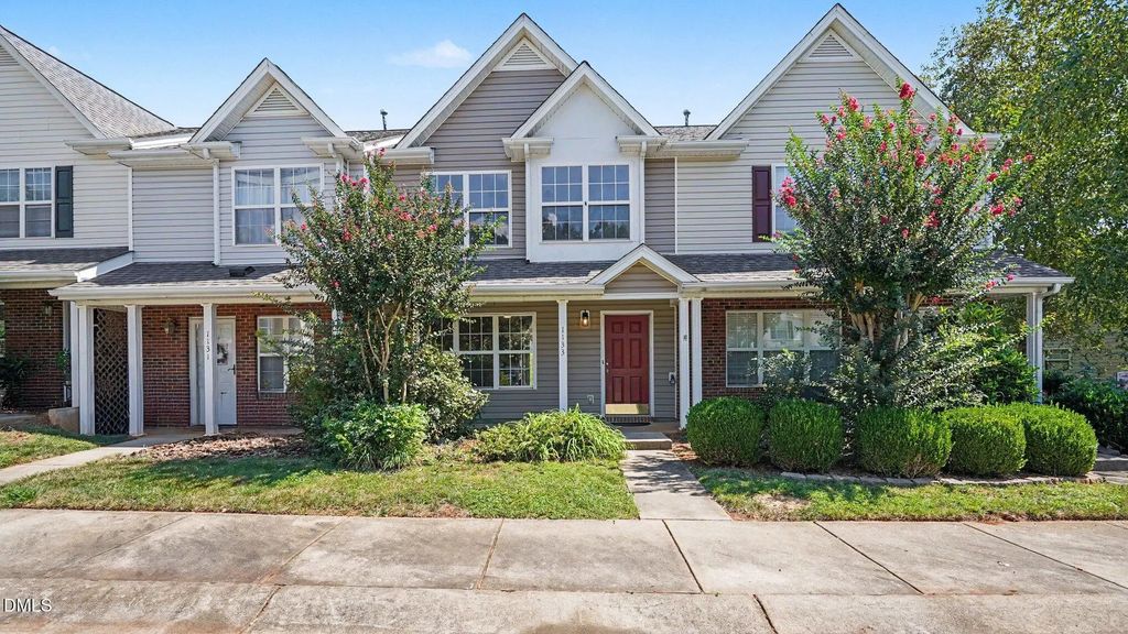 1133 Oak Blossom Wa Way, Whitsett