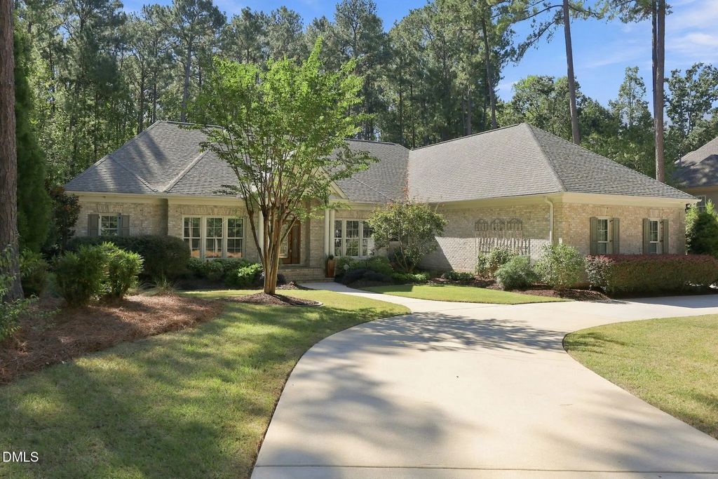 5621 Bella Terra Court, Wake Forest