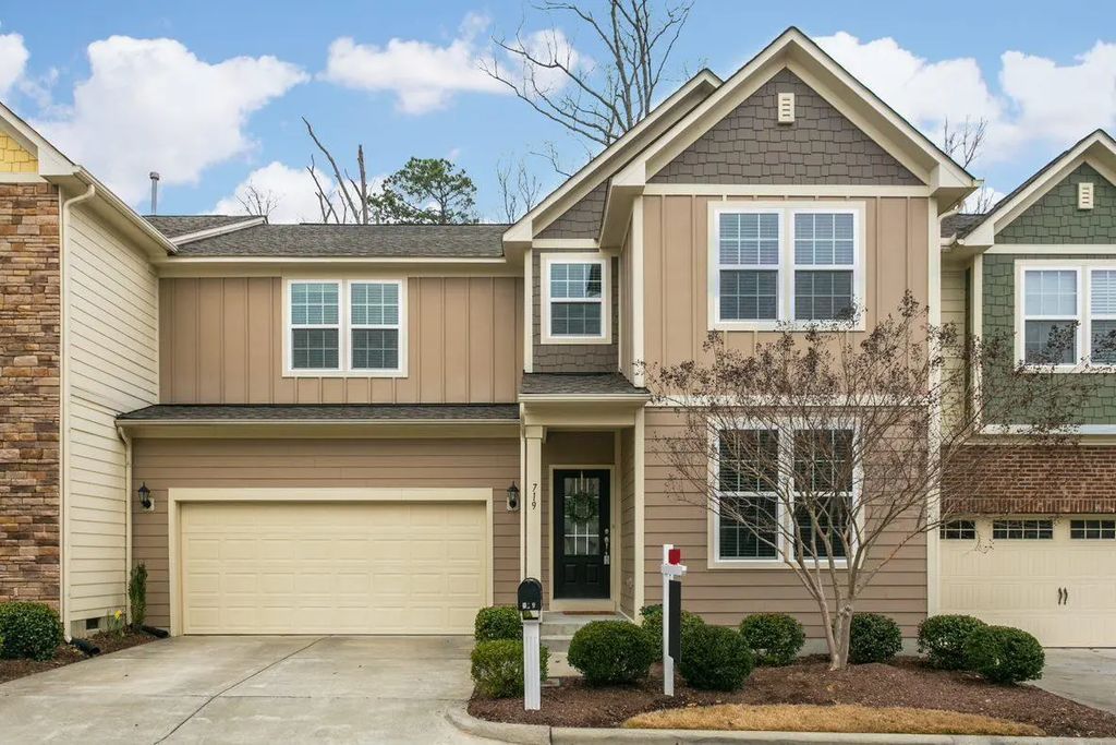719 Transom View Way, Cary