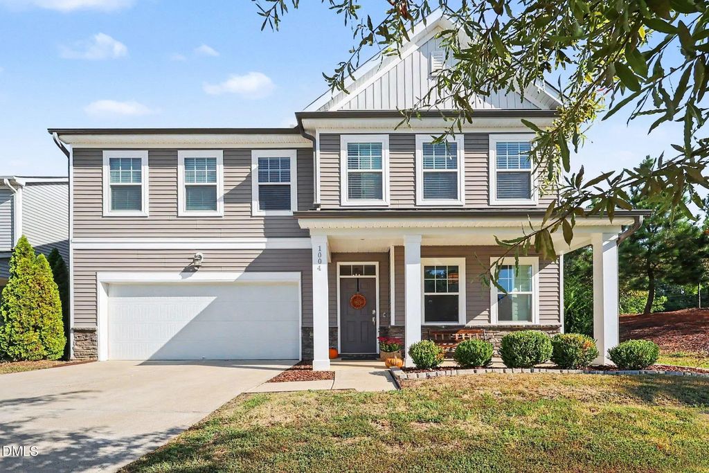 1004 Bellewood Park Drive, Angier