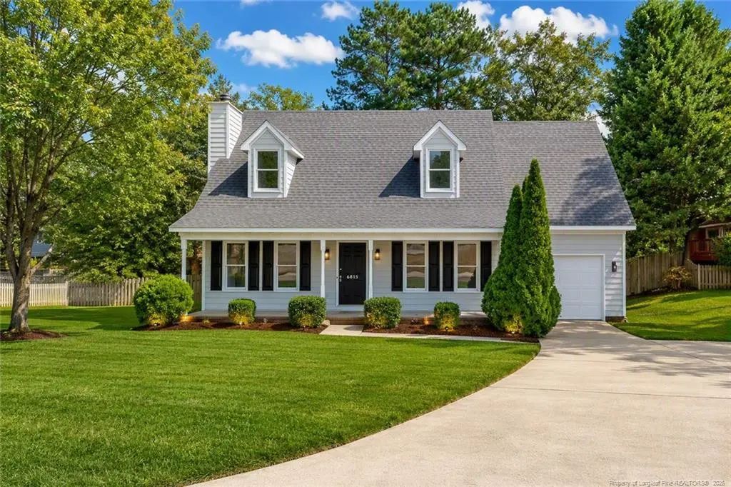 6815 St Julian Way, Fayetteville