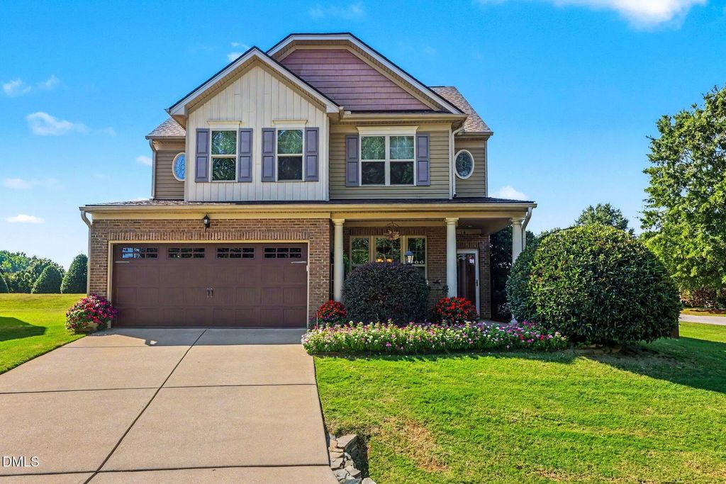 14 Stonemoor Circle, Garner