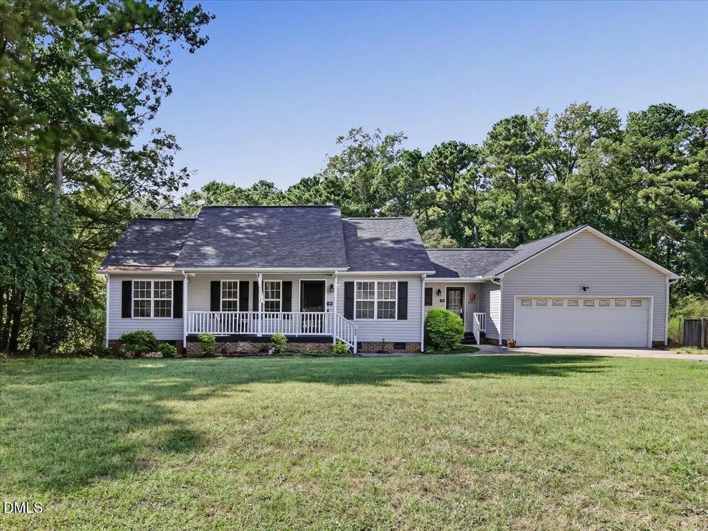 128 Blairwood Drive, Fuquay Varina
