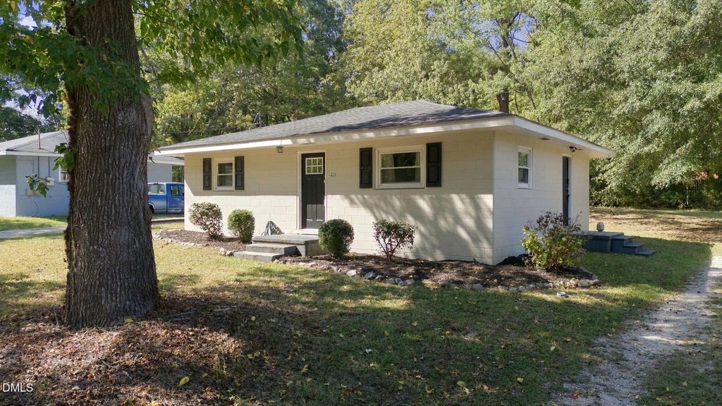 414 W Horton Street, Zebulon