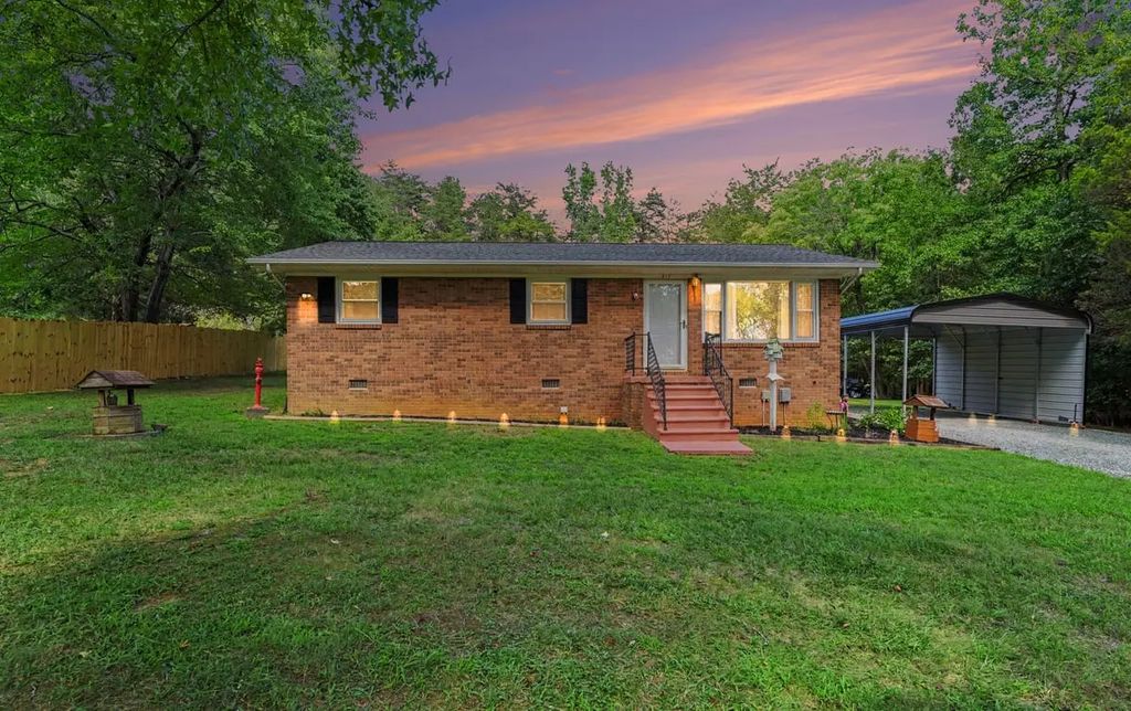 417 Circle Drive, Gibsonville