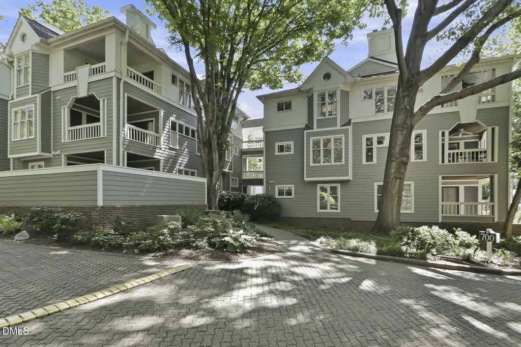 700 Bishops Park Drive 204, Raleigh