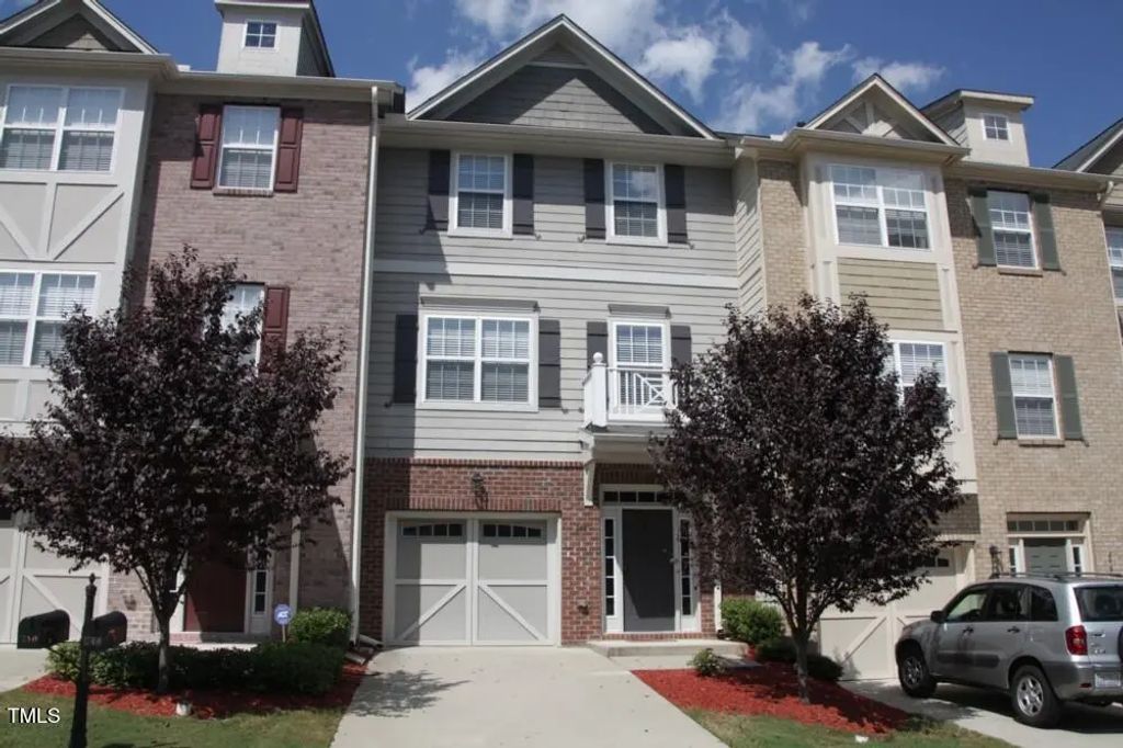 248 Linden Park Lane, Cary