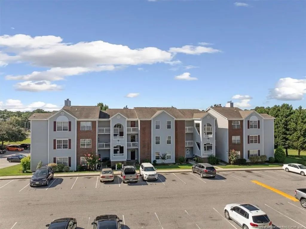 250 Waterdown Drive 12, Fayetteville