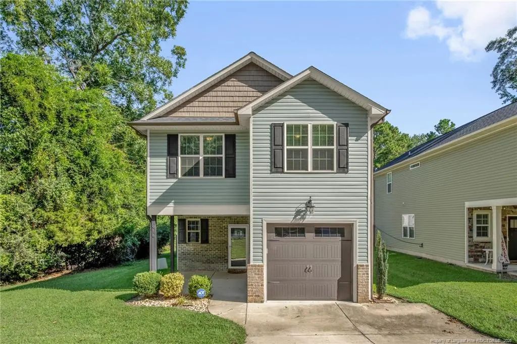 916 W Rowan Street, Fayetteville