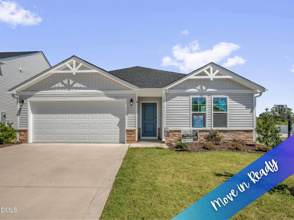 8 W Emily Gardens Drive, Selma
